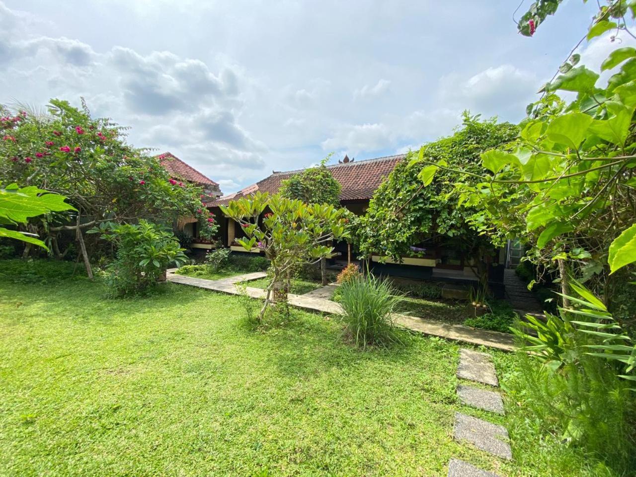 Pomelo Guest House Ubud Extérieur photo