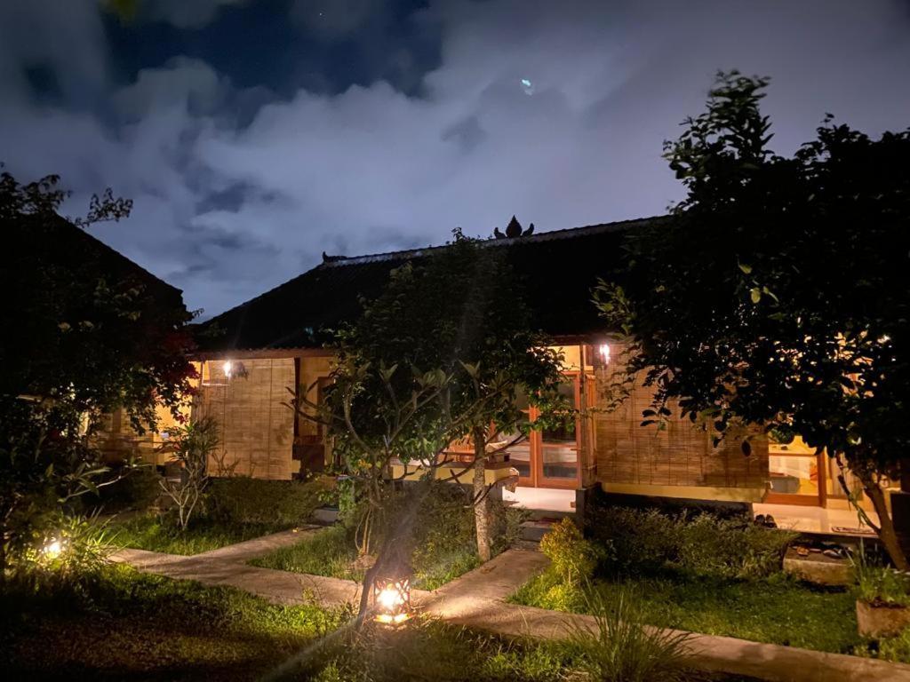 Pomelo Guest House Ubud Extérieur photo