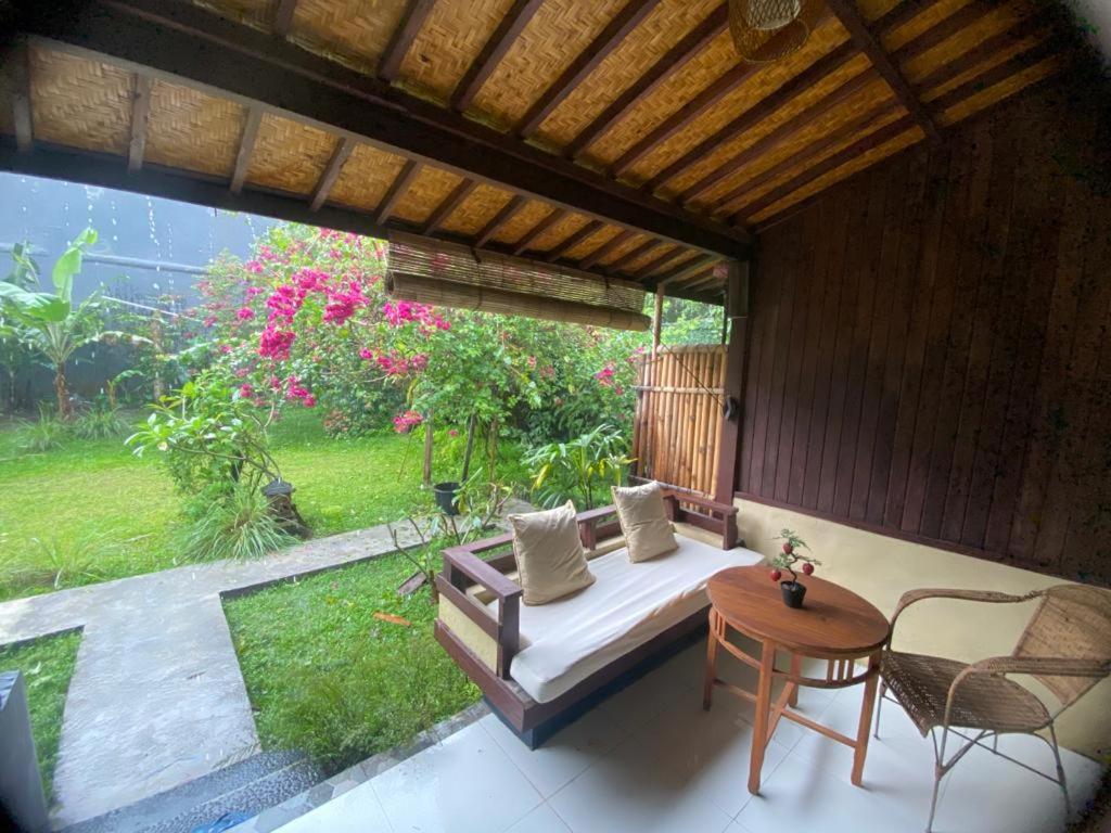 Pomelo Guest House Ubud Extérieur photo